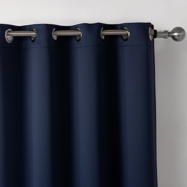Темно-синие плотные шторы с принтом для спальни