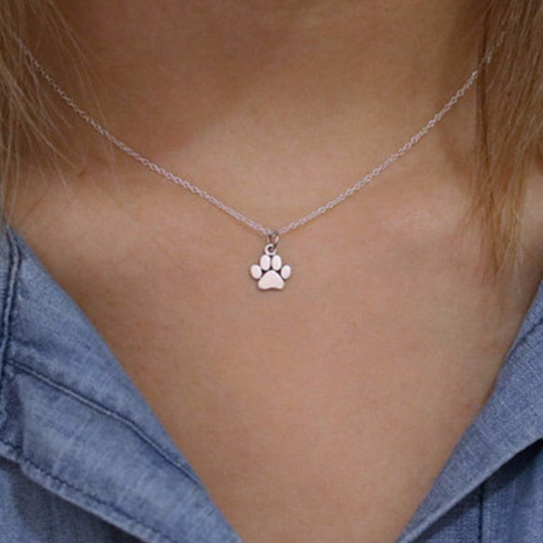 Популярное ожерелье с милыми животными и кошачьими лапами